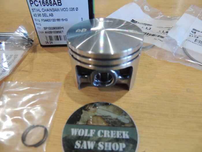 Meteor piston kit for Stihl 026 44mm with Caber rings Italy - Image 3