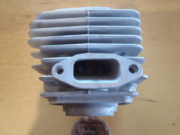 OEM Husqvarna 371 371xp 372 372xp original edition cylinder and piston kit with Caber rings (593 66 55-04) - Image 8