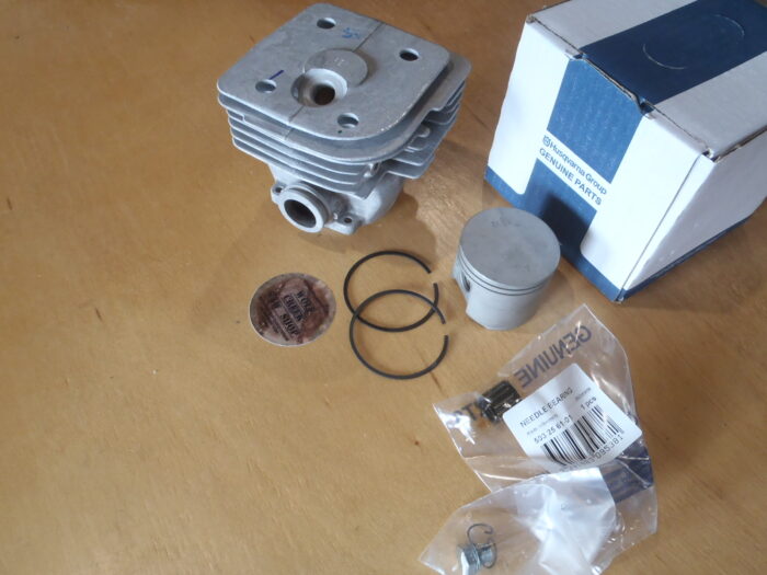OEM Husqvarna Mahle cylinder piston kit for Husqvarna 390 390XP 385 385xp 55mm Jonsered 2188 - Image 3