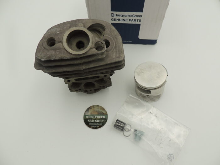 OEM Husqvarna cylinder and piston kit for 555, 560 562xp 46mm Jonsered CS2258 CS2260 (575 355 58-05)