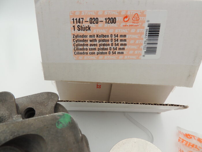 OEM Stihl cylinder piston MS500i 54mm 1147 020 1200 - Image 3