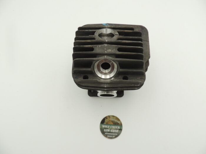 OEM Stihl cylinder piston kit MS460 046 (1128 020 1221) - Image 4