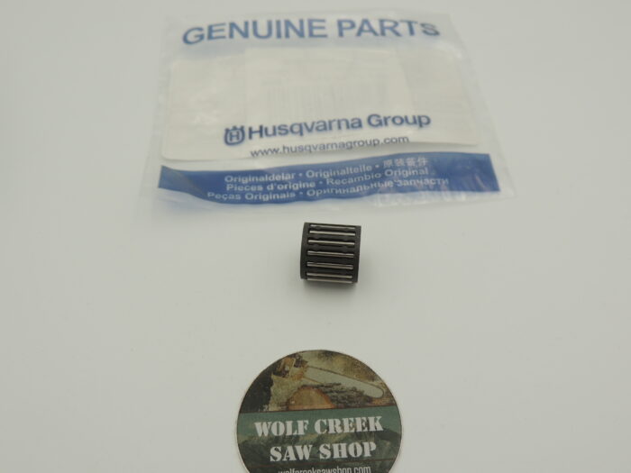 OEM Husqvarna piston wrist pin bearing for 268 272 365 371 372 372XP 570 357 359 576 (577 57 24-01)