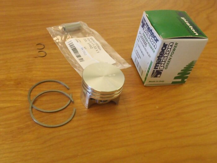 Meteor piston kit for Stihl MS200T 020 020T MS200 40mm Italy 1129 030 2002 - Image 3