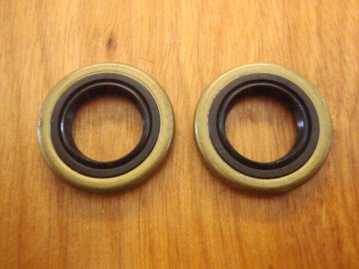 Crank crankshaft oil seals for Husqvarna 51 55 254 257 262 357 359 NEW