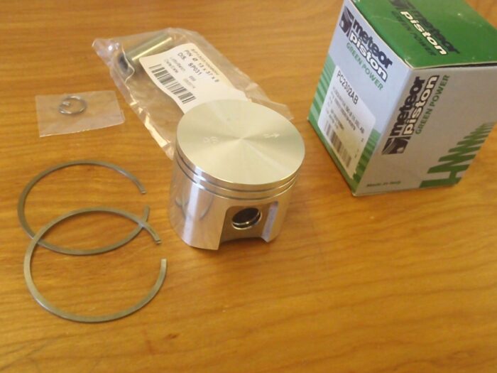 Meteor piston kit for Husqvarna 390 390xp 55mm with rings Italy 537 42 02-02 - Image 3