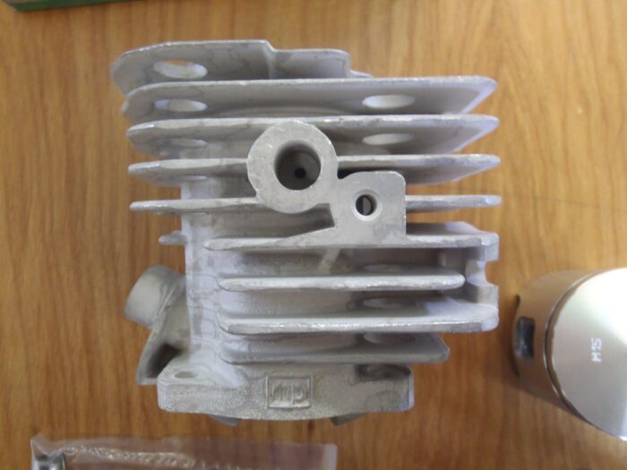 Meteor cylinder piston kit for Husqvarna 51, 55, 55 Rancher Italy Nikasil 46mm - Image 4