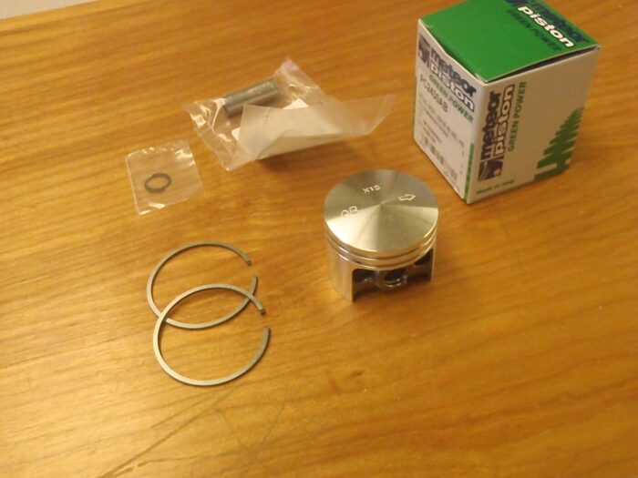 Meteor piston kit for Stihl 024 MS240 42mm with Caber rings Italy 1121 030 2005 - Image 3