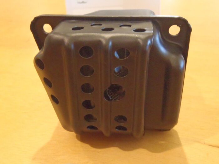 New West muffler for Stihl 024 MS240 026 MS260 w/ spark arrestor screen - Image 3