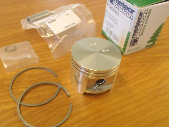 Meteor piston kit for Stihl 029 MS290 46mm with Caber rings Italy 1127 030 2003 - Image 3